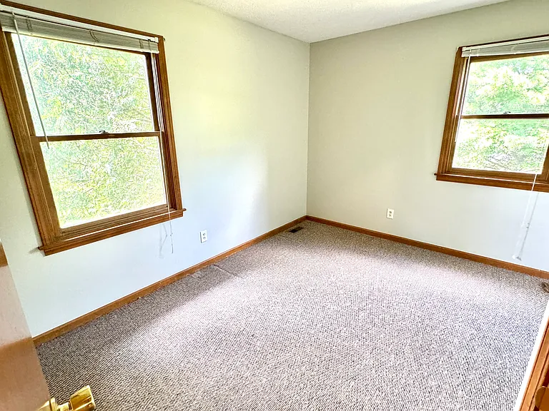 6791 Pleasantview St NE — Photo 10
