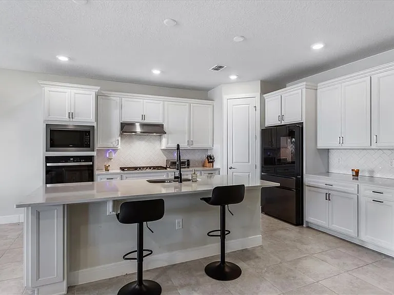 3980 Meandering Bay Dr — Photo 8