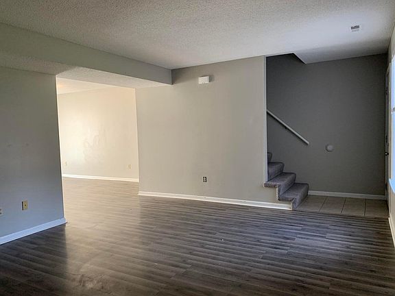 4th image of 2119 Live Oak Ln
