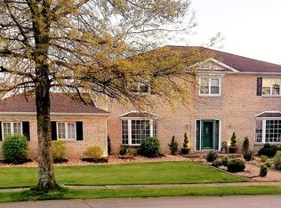204 Vista Dr, Weirton, WV 26062