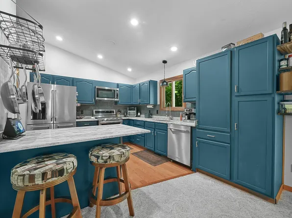 10159 Council Oak Dr, Traverse City, MI 49686