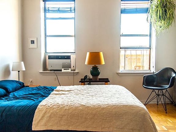75_Eagle_Street___8-6