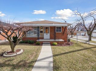 4217 McKinley St, Dearborn Heights, MI 48125