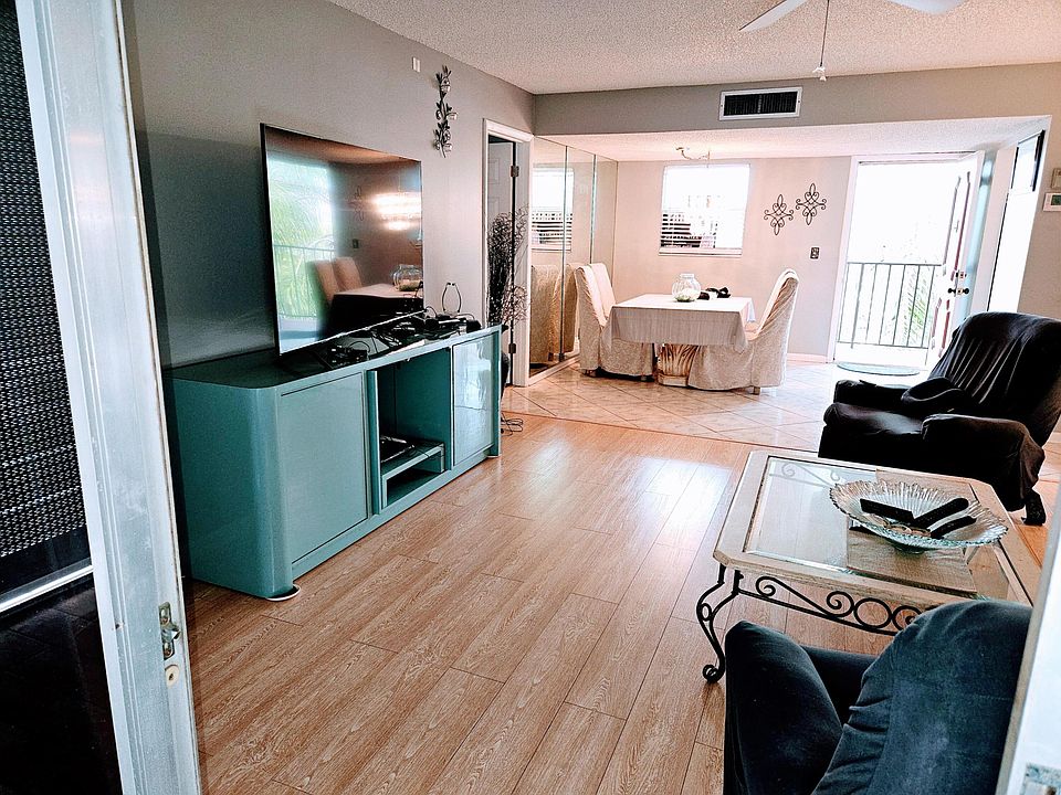 1st image of 715 Lori Drive #304