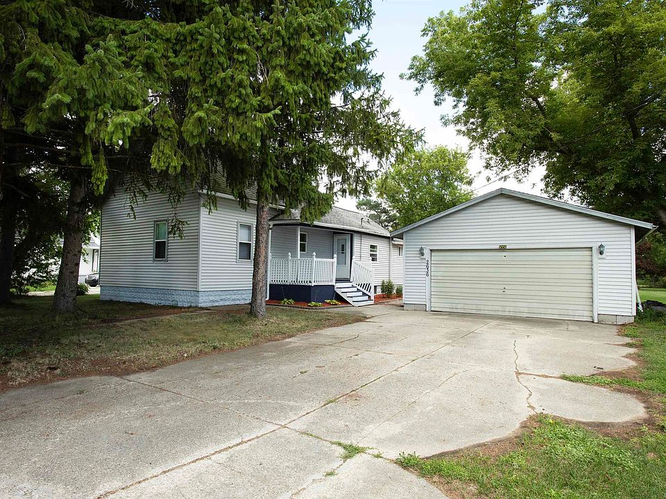 1st image of 2636 Henry St