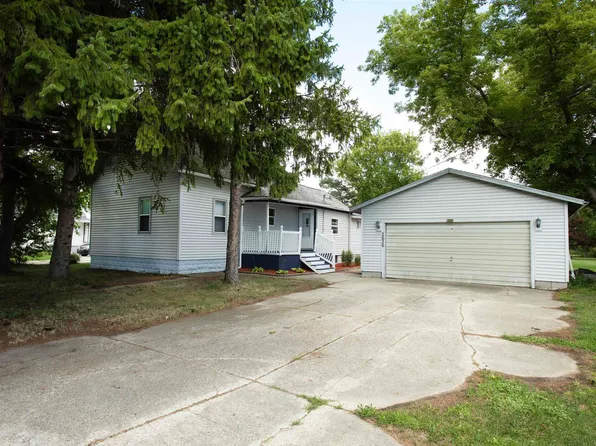 2636 Henry St, Port Huron, MI 48060
