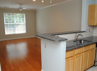 101 King Farm Blvd APT D106, Rockville, MD 20850