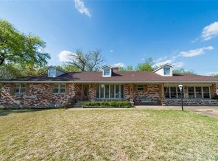 517 Valencia Dr, Garland, TX 75041