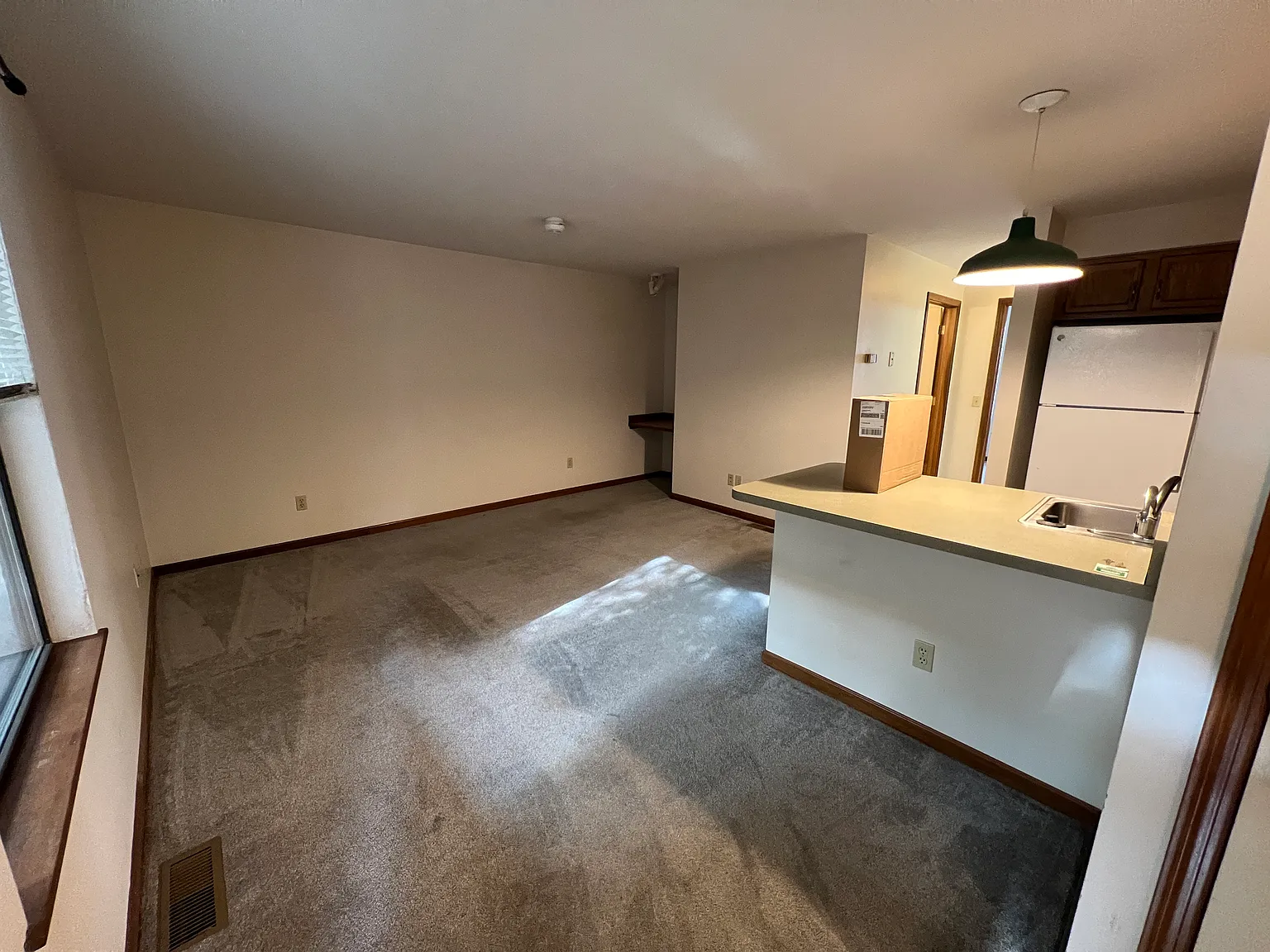 1 bed, $1,010 — Photo 3