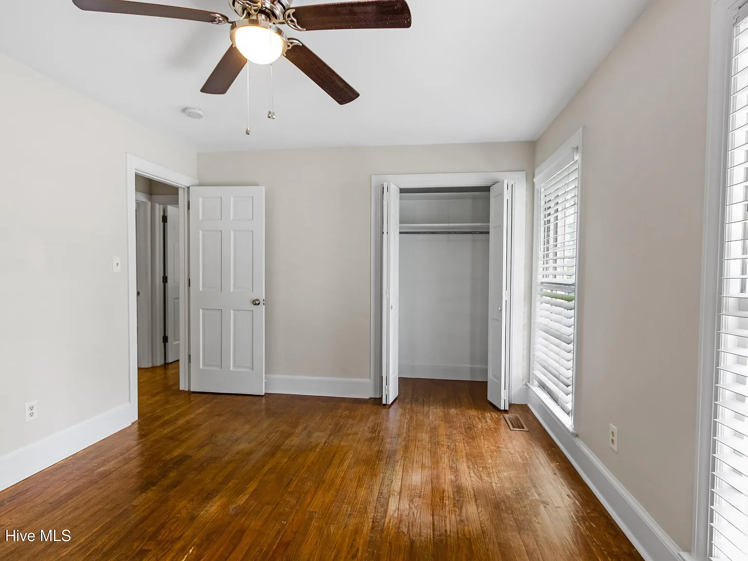 3 bed, 2.0 bath, 1788 sqft, $2,400 — Photo 4