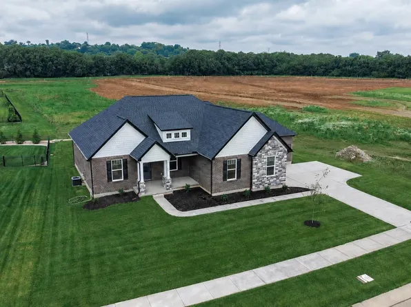 3664 Silax Dr, Hamilton, OH 45013
