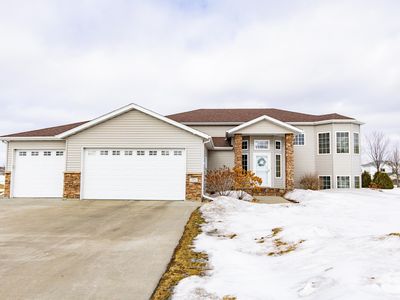 528 Prescott Ln, West Fargo, ND, 58078