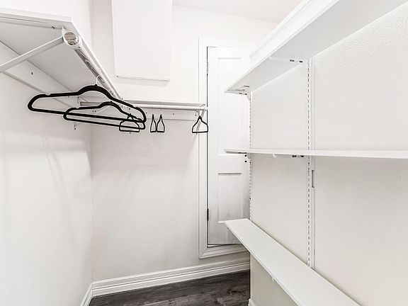 Large closet space