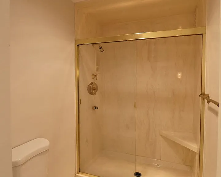 1800 Taylor Ave N #110 — Photo 18
