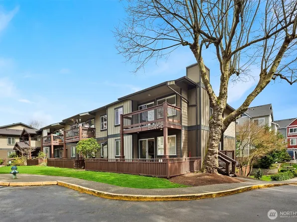 21307 48th Avenue W #C213, Mountlake Terrace, WA 98043