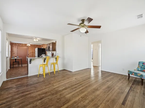 1823 N Crockett St, Sherman, TX 75092