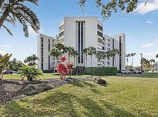 6463 La Costa Drive #105, Boca Raton, FL 33433
