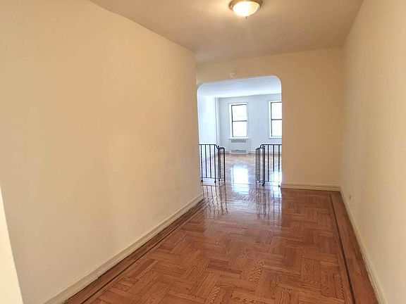 3rd image of 1200 College Ave APT 1K