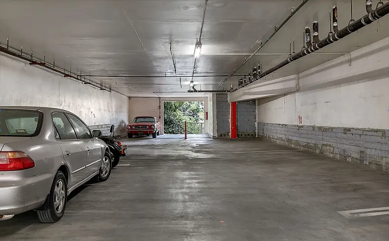 1823 Montrose St #8 — Photo 11