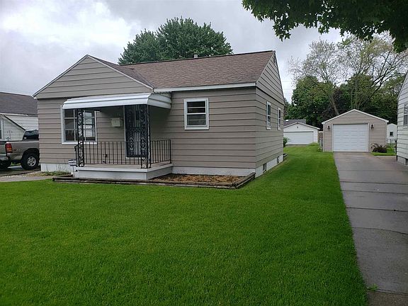 2nd image of 1417 N Wellington St