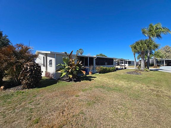 4th image of 14299 Dalia Ave