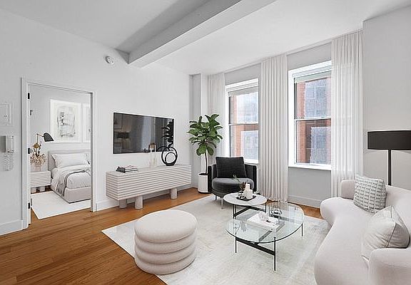 3rd image of 67 Wall St APT 22K
