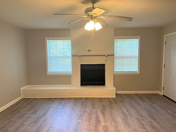 3rd image of 116 Kingswood Dr