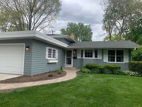 1232 Laurel Ln Photo 1