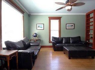 826 Liberty St, Aurora, IL 60505