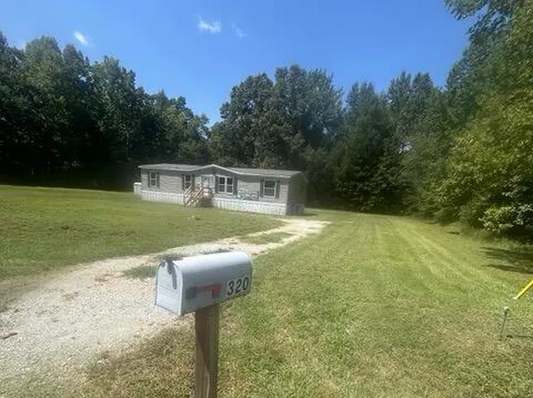 320 Alexander St, Bradford, TN 38316