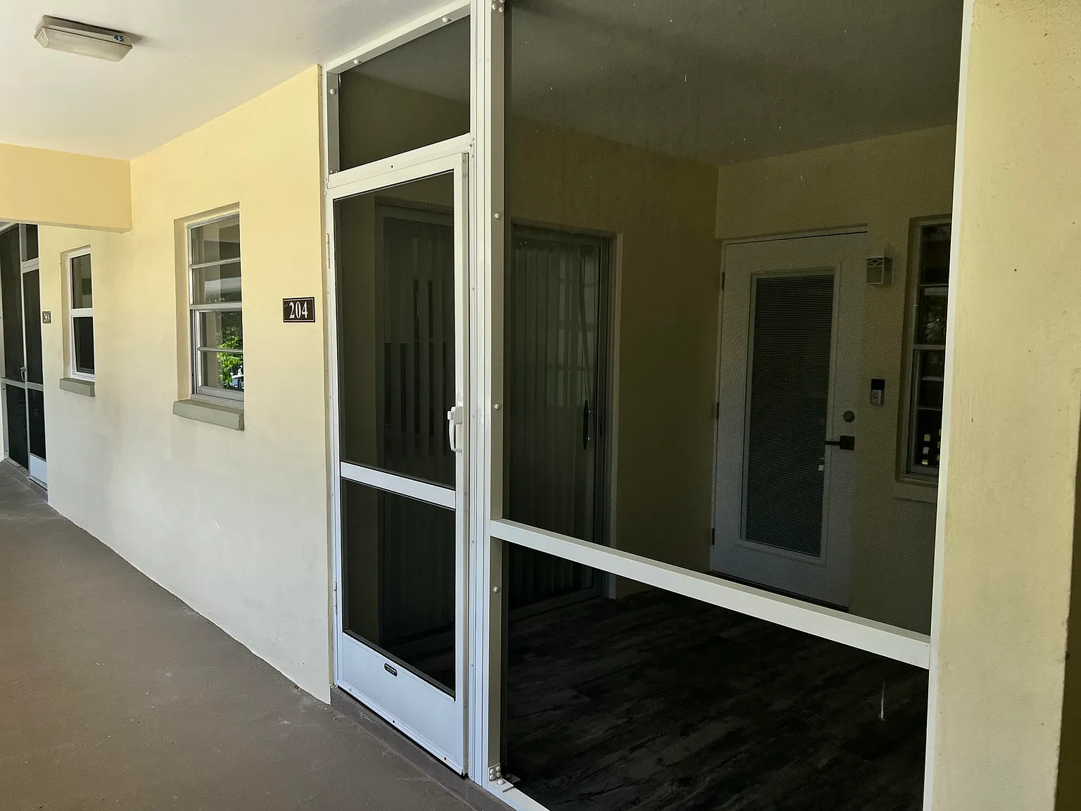 1 bed, 1.0 bath, 747 sqft, $2,000 — Photo 3