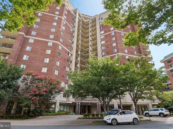 901 N Monroe St APT 1013, Arlington, VA 22201