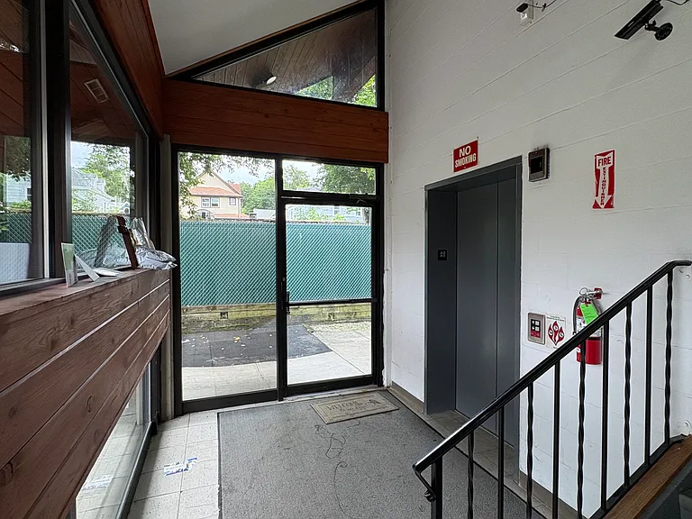 2 Crandall St #1-6 — Photo 24
