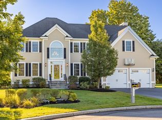 7 Meeting House Cir, Bedford, MA 01730