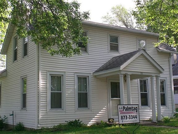 2nd image of 1222 1st Ave