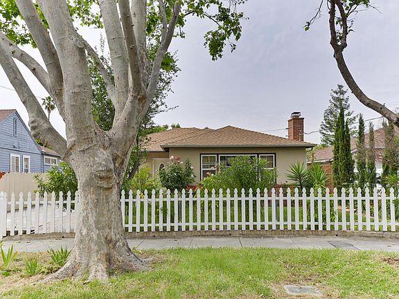 5th image of 979-981 5th Ave