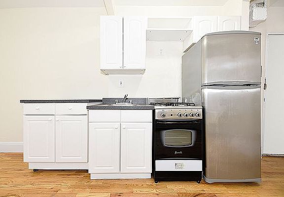 5th image of 195 Bleecker St #7