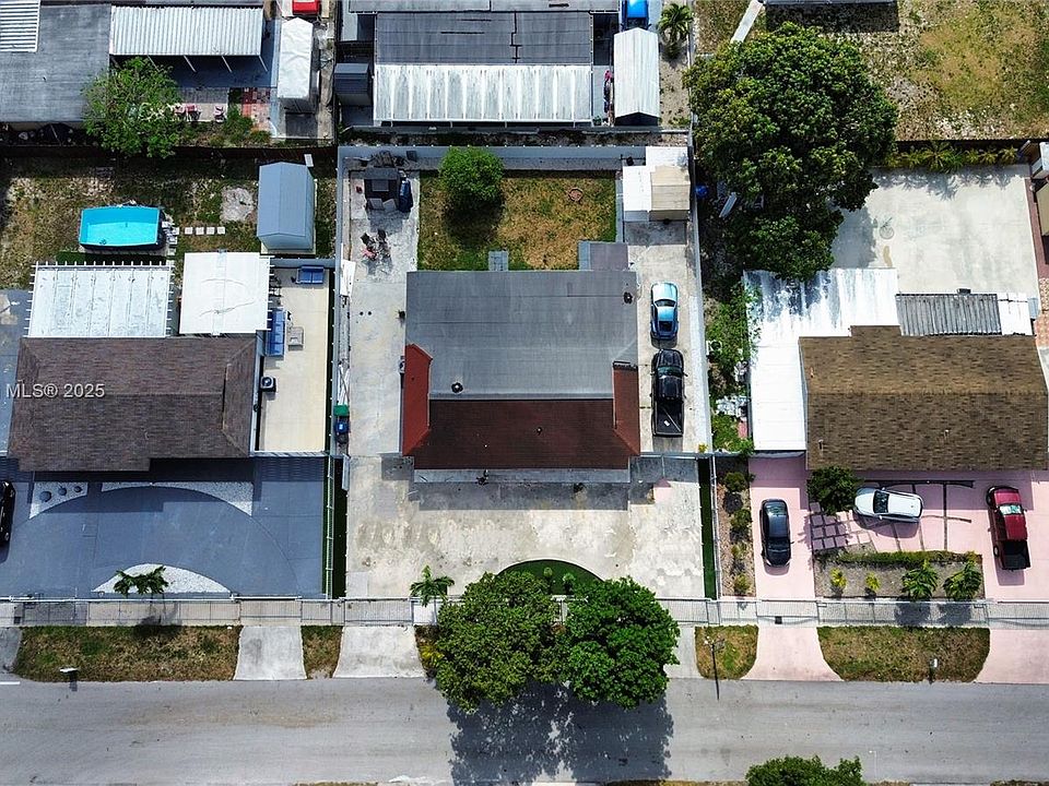 1st image of 20515 NW 45th Ave