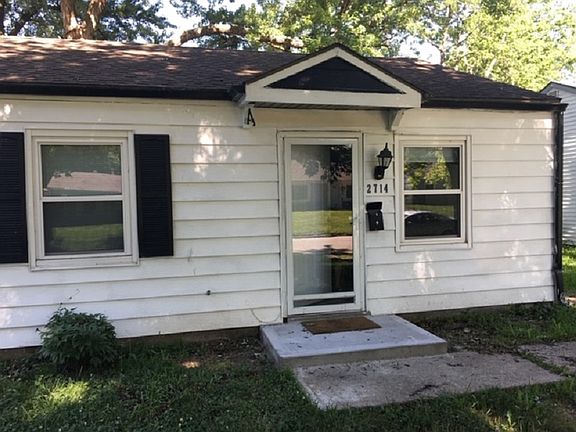 3rd image of 2714 S 49th St