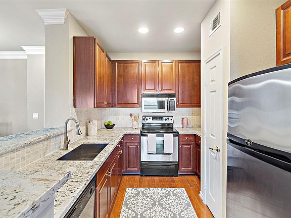 5th image of 2400 McCue Rd APT 428