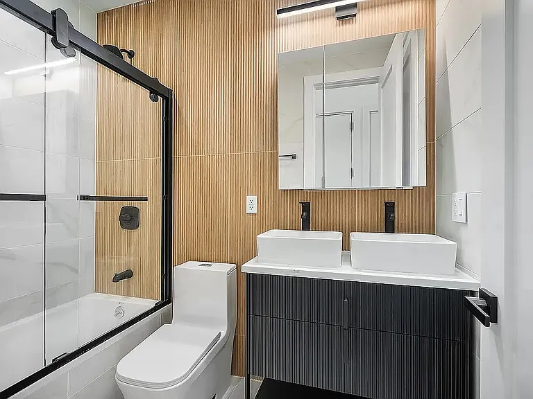 403 Linden St #3R — Photo 7