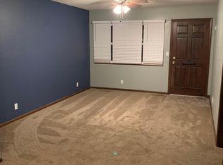 402 E Jefferson St APT B, Pittsburg, KS 66762