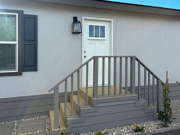 3rd image of 7368 Hollister Ave Space 27