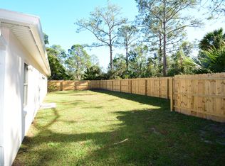 90 Wheatfield Dr, Palm Coast, FL 32164