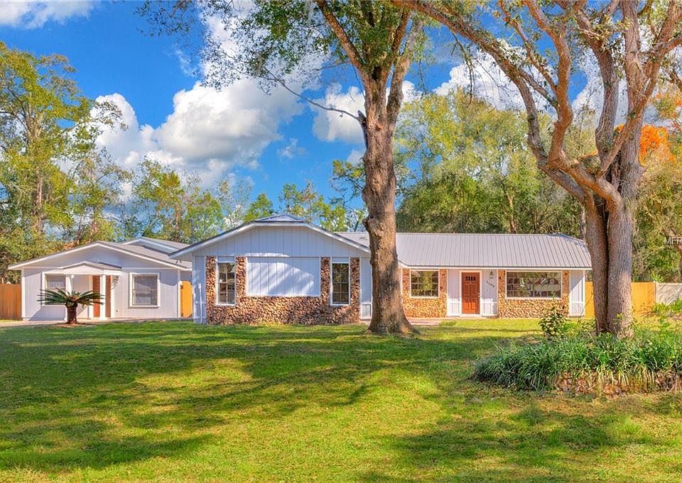 1st image of 1100 Glenwood Trl