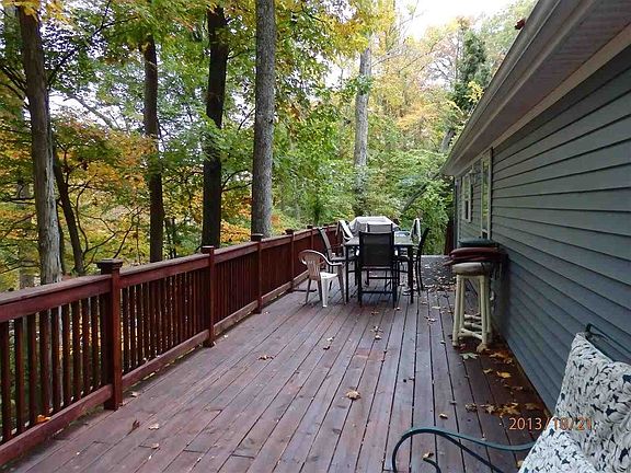 3rd image of 8576 N Gray Ave