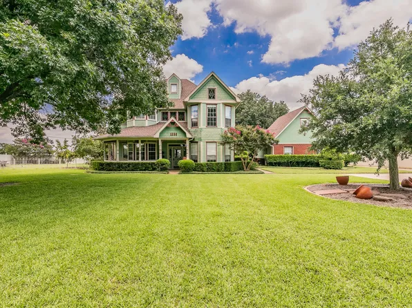 1250 S Duncanville Rd, Cedar Hill, TX 75104