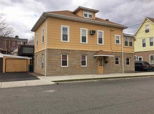 15 River St, Lodi, NJ 07644