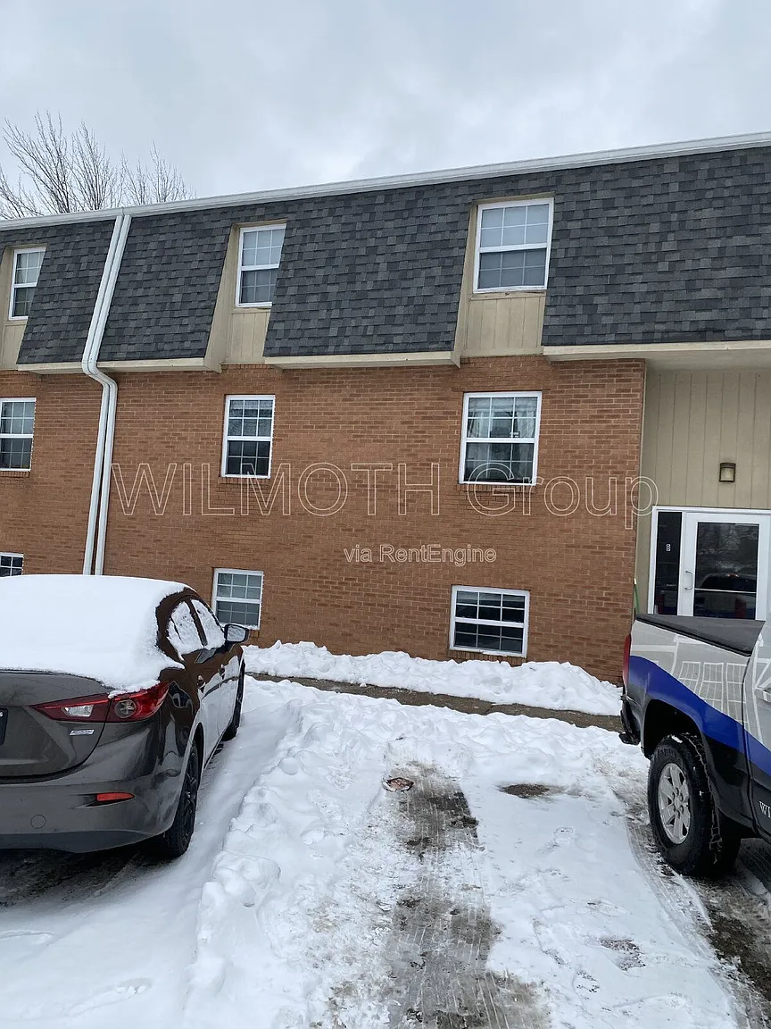 701 S 14th St #1B photo 1