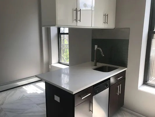 Rented by Lofts and Flats LLC | media 24